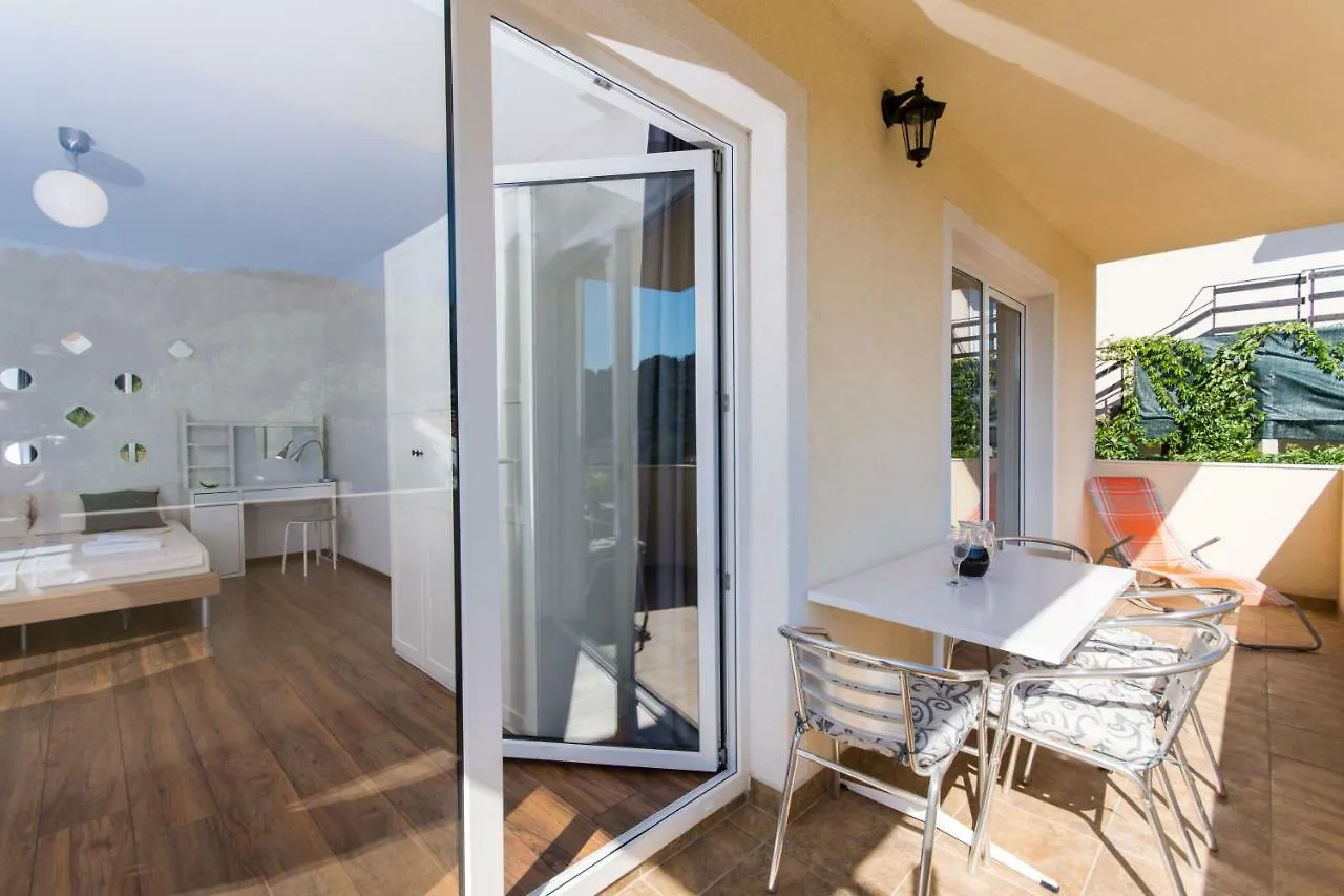 Apartments Bluesky Trogir Croatia